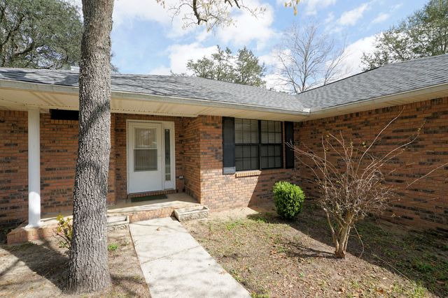 1003 Quigley Drive, Crestview, FL 32536