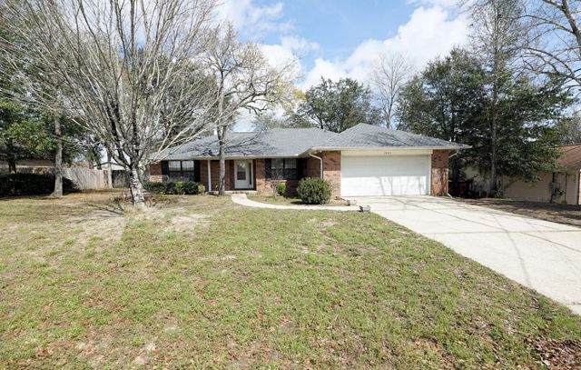 1003 Quigley Drive, Crestview, FL 32536