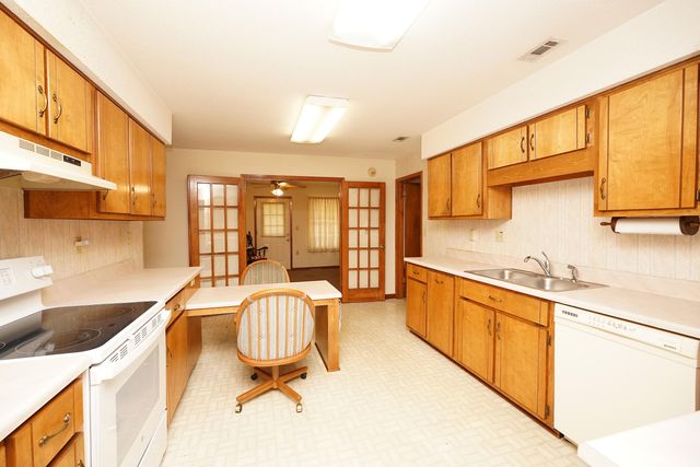 1003 Quigley Drive, Crestview, FL 32536