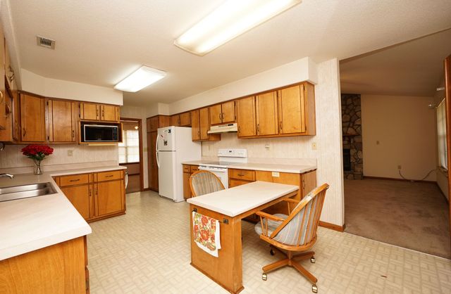 1003 Quigley Drive, Crestview, FL 32536