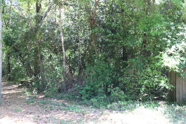 924 Mcfarlan Avenue, Fort Walton Beach, FL 32547