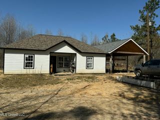 157 Ridge Road, Sarah, MS 38665