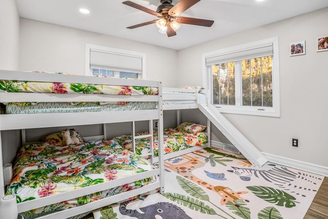 1590 Lake Holiday Drive, Lake Holiday, IL 60548