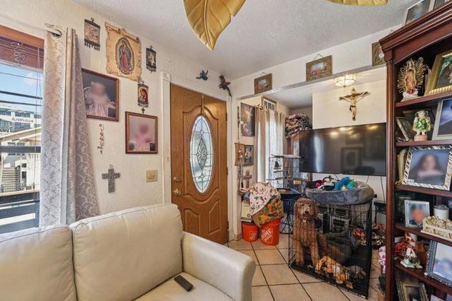 2745 E 10th Street, Oakland, CA 94601