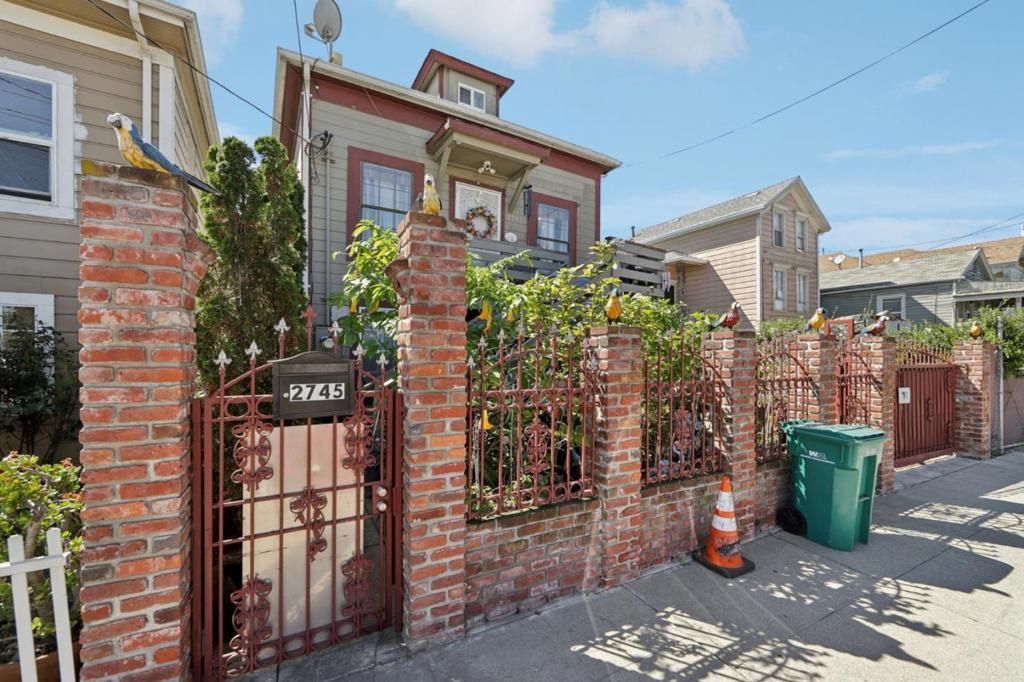 Image 2 of property listing at 2745 E 10th Street, Oakland, CA 94601
