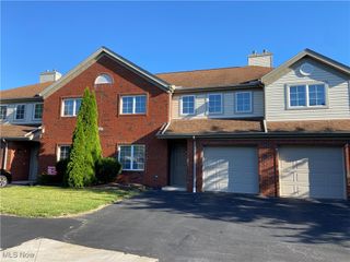 1390 Reimer Road A, Wadsworth, OH 44281