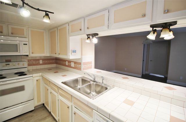 6110 Spyglass Lane, Garland, TX 75043