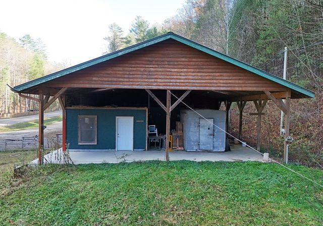 24444 Morganton Hwy, Suches, GA 30572