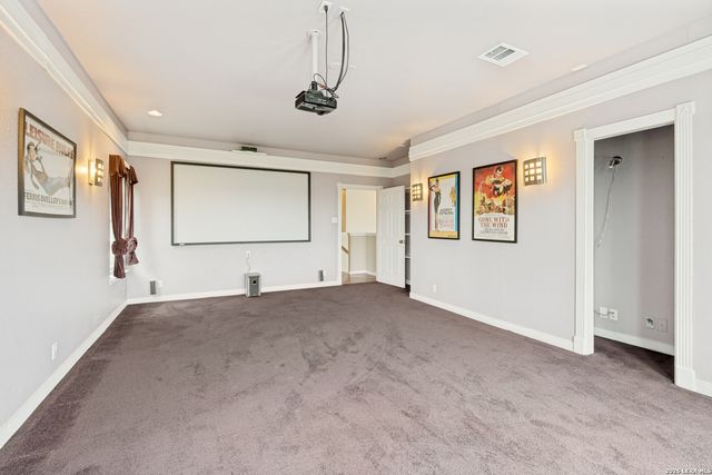 722 Mesa Rdg, San Antonio, TX 78258