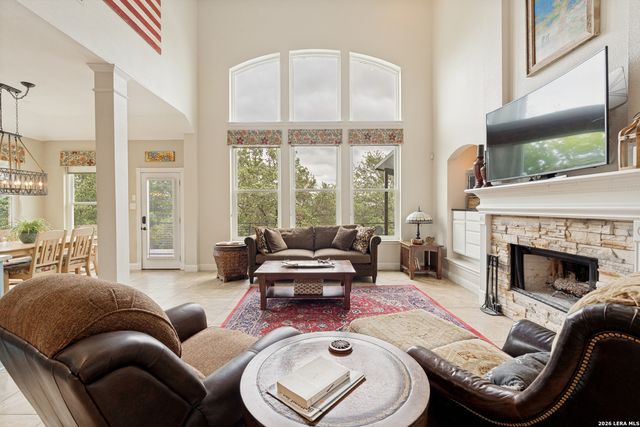 722 Mesa Rdg, San Antonio, TX 78258