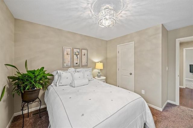 8715 N Belton Avenue, Kansas City, MO 64154