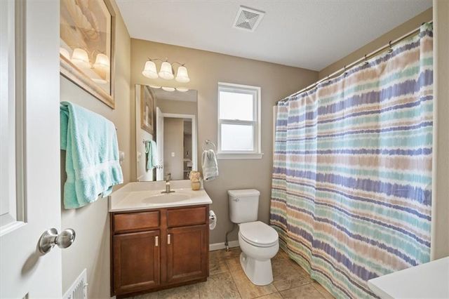 8715 N Belton Avenue, Kansas City, MO 64154