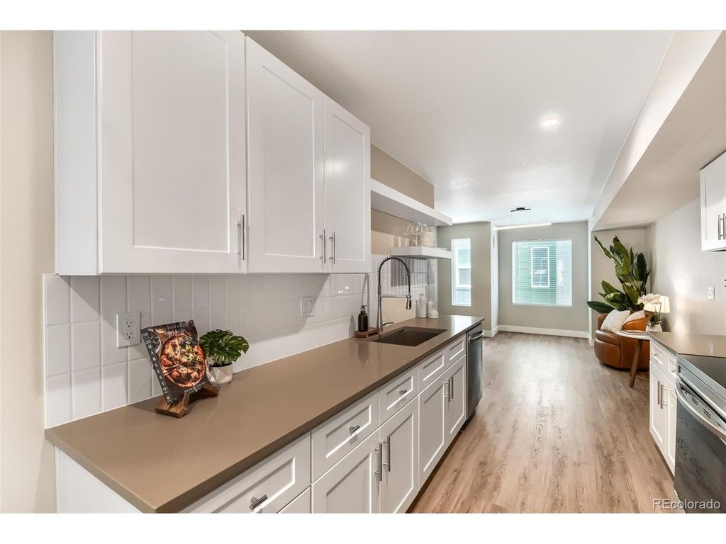 1652 N Lafayette St 2, Denver, CO 80218