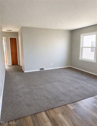 1572 Woodrow Avenue, Mayfield Heights, OH 44124