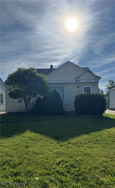 1572 Woodrow Avenue, Mayfield Heights, OH 44124