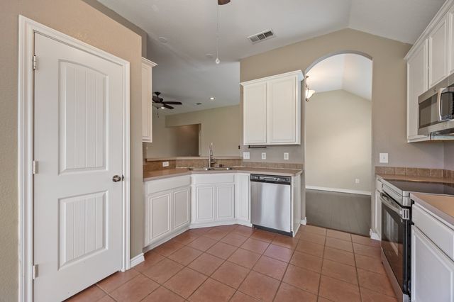 107 Meadowlark Drive, Palmer, TX 75152