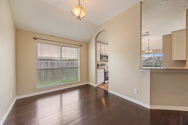 107 Meadowlark Drive, Palmer, TX 75152