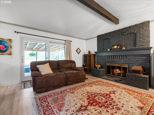 987 MUNKERS Ct Se, Salem, OR 97317