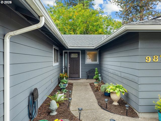 987 MUNKERS Ct Se, Salem, OR 97317