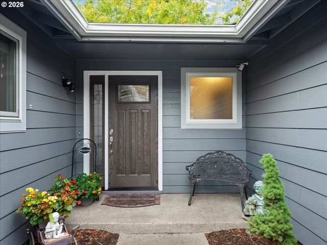 987 MUNKERS Ct Se, Salem, OR 97317