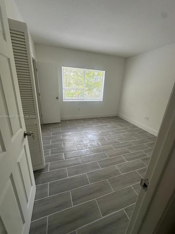 8325 NW 5th Ave 8325, Miami, FL 33150