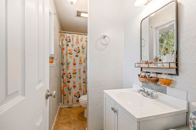 63609 Hunters Circle, Bend, OR 97701
