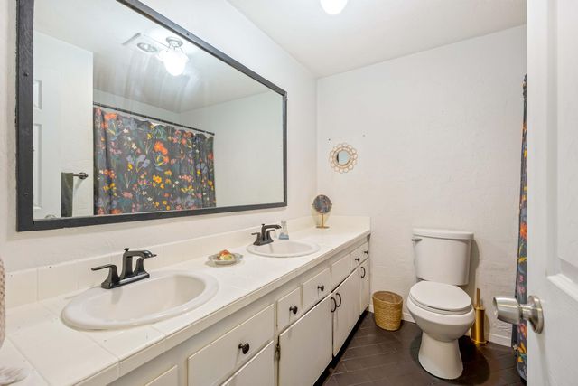 63609 Hunters Circle, Bend, OR 97701