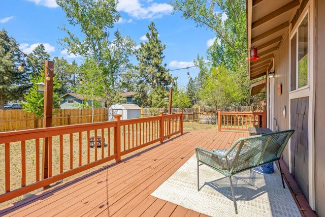 63609 Hunters Circle, Bend, OR 97701