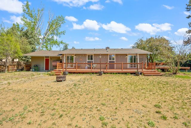 63609 Hunters Circle, Bend, OR 97701