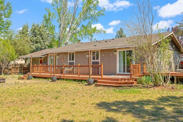 63609 Hunters Circle, Bend, OR 97701