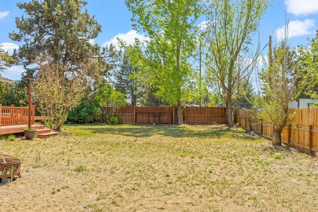 63609 Hunters Circle, Bend, OR 97701