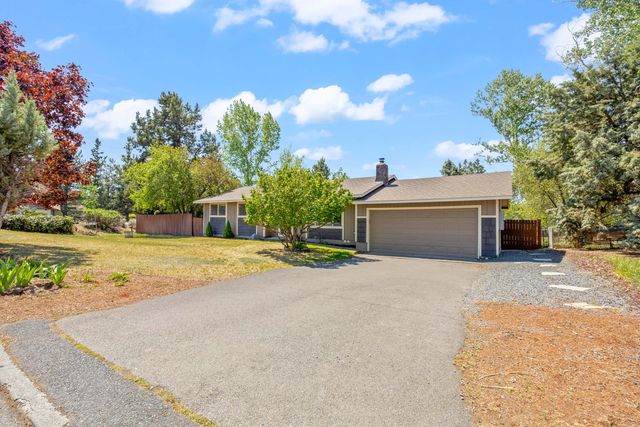 63609 Hunters Circle, Bend, OR 97701