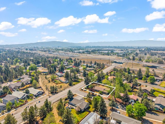 63609 Hunters Circle, Bend, OR 97701