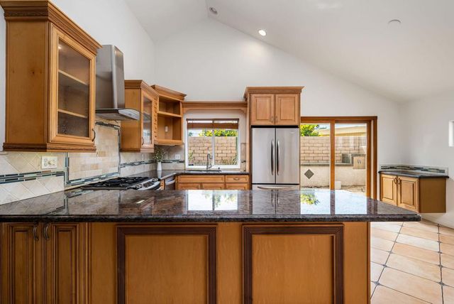 73941 Olive Court, Palm Desert, CA 92260