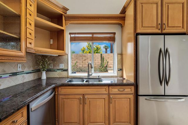 73941 Olive Court, Palm Desert, CA 92260