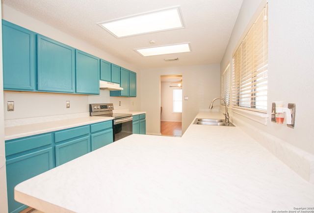 3324 Windway Crk, Schertz, TX 78154