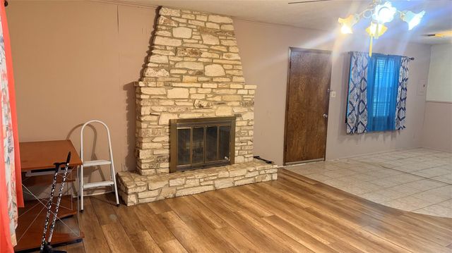 352 N N George Jones Road, Livingston, TX 77351