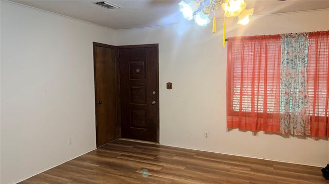 352 N N George Jones Road, Livingston, TX 77351