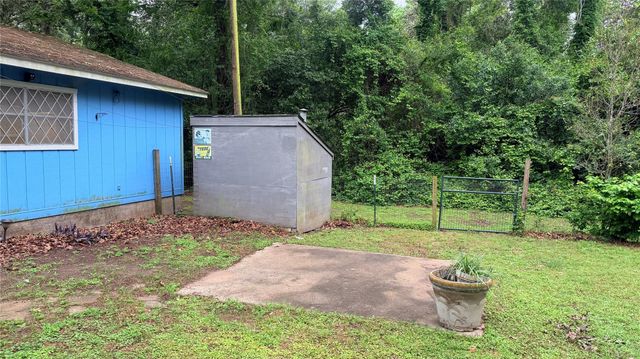 352 N N George Jones Road, Livingston, TX 77351