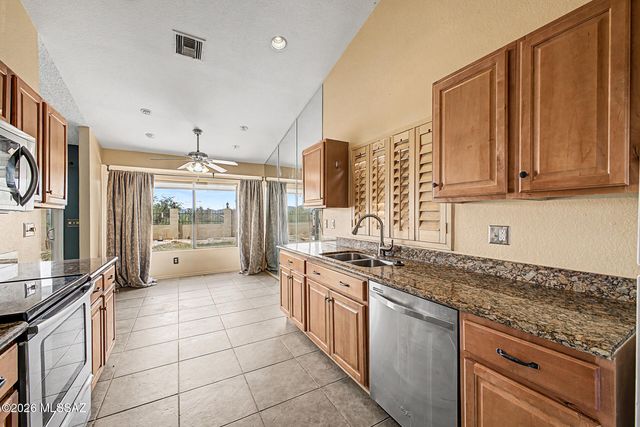 4331 W Rockwood Drive, Tucson, AZ 85741