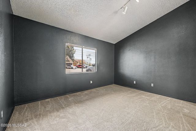 4331 W Rockwood Drive, Tucson, AZ 85741