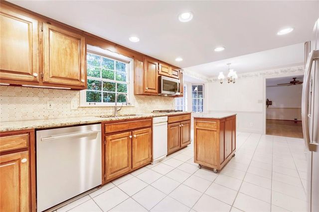 4099 Northlake Creek Cove, Tucker, GA 30084