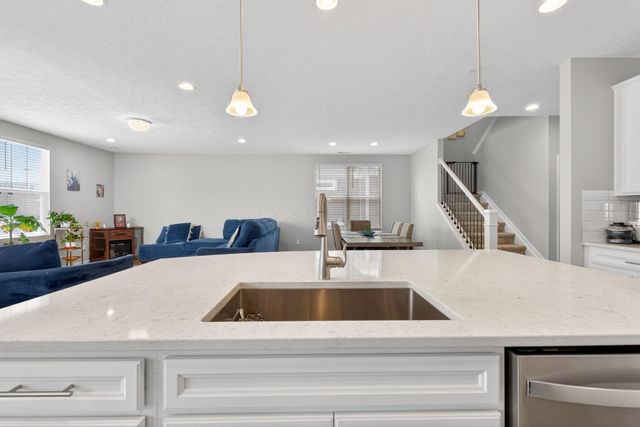 12060 Landon Drive, Plain City, OH 43064