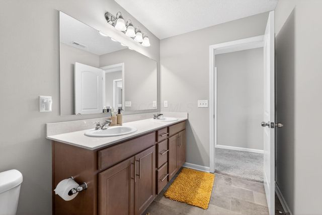 12060 Landon Drive, Plain City, OH 43064