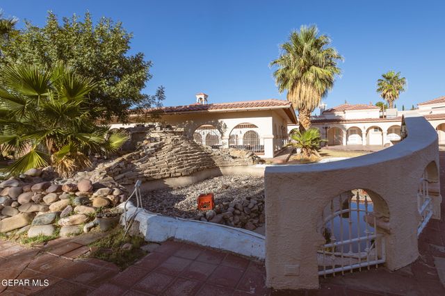 18 Via Placita, El Paso, TX 79927