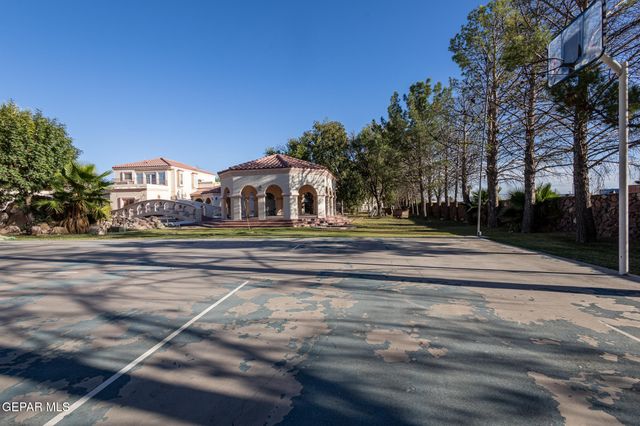 18 Via Placita, El Paso, TX 79927