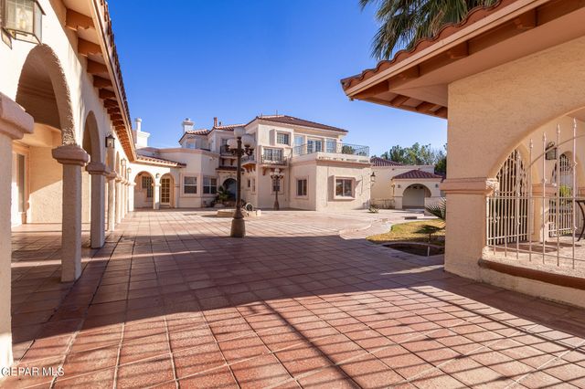 18 Via Placita, El Paso, TX 79927