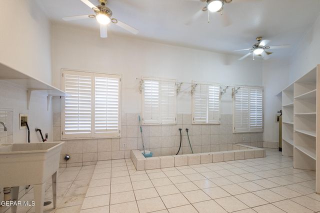 18 Via Placita, El Paso, TX 79927