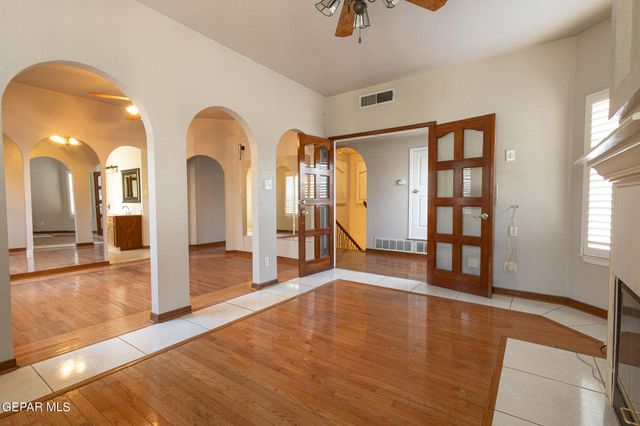 18 Via Placita, El Paso, TX 79927