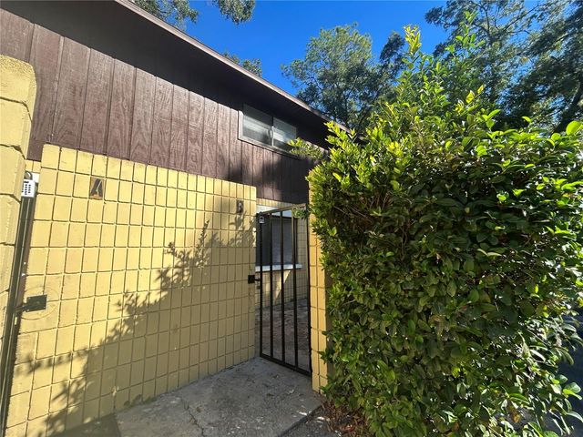 707 SW 68TH TERRACE B, Gainesville, FL 32607